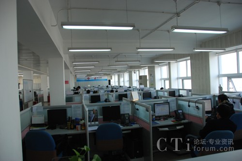 ��������Ʒ�|������ͨ��������һ�𹲽�