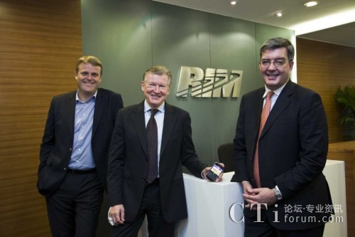 RIM��˾��̫�^(q��)�߼�������Urpo Karjalainen���� (�D��) �� RIM�Ї��^(q��)�����x������� (�D��) �� ��RIM�Ї��^(q��)�N�۸����ü恆̫�^(q��)���ϠI�N������Alex Lambeek���� (�D��)