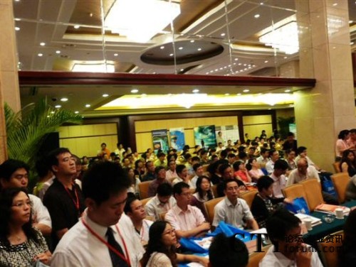 2009�Ї����H��ý�wҕӍ�߷�Փ���߮aƷչʾ���F(xi��n)��